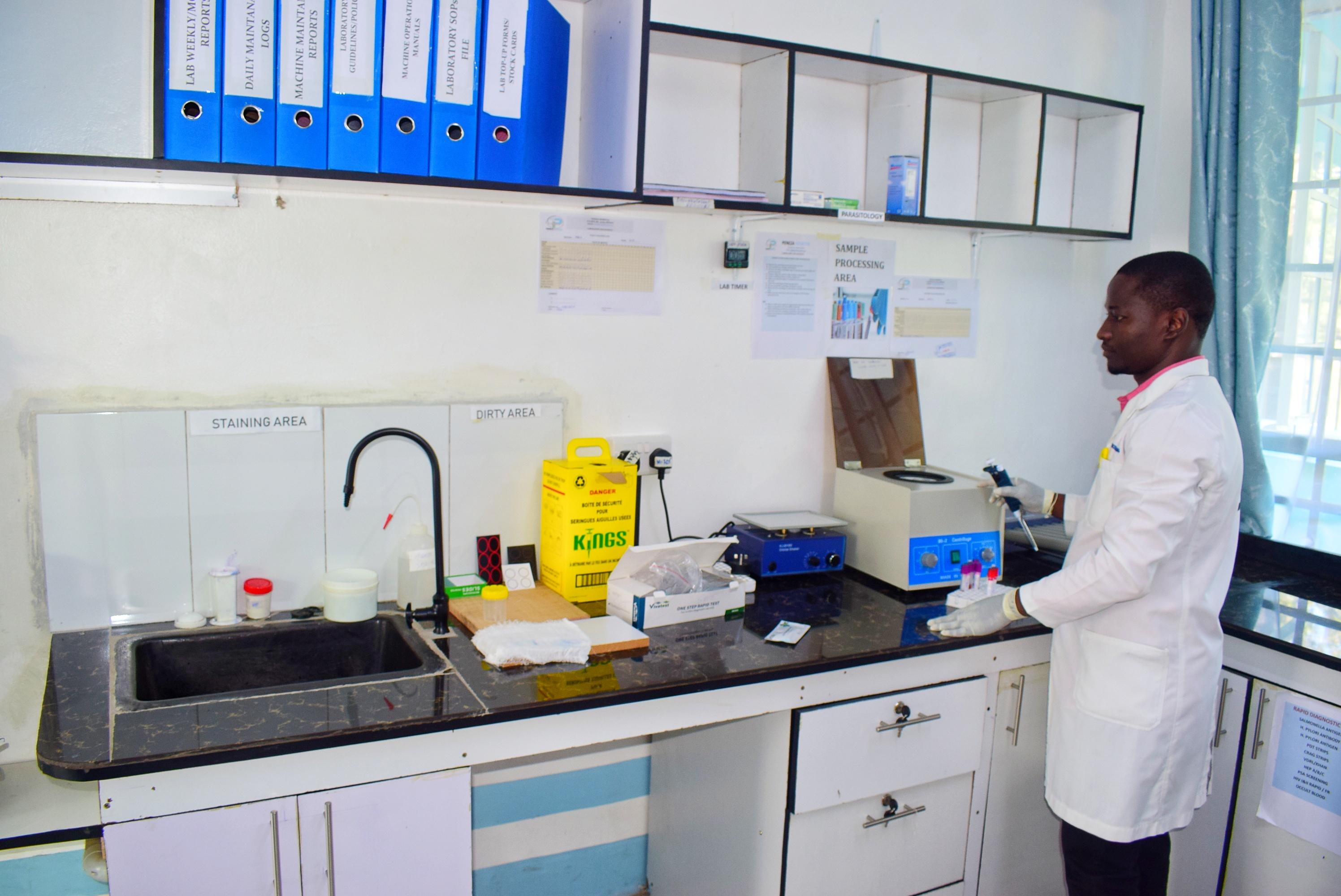 Peneza Hospital, Laboratory