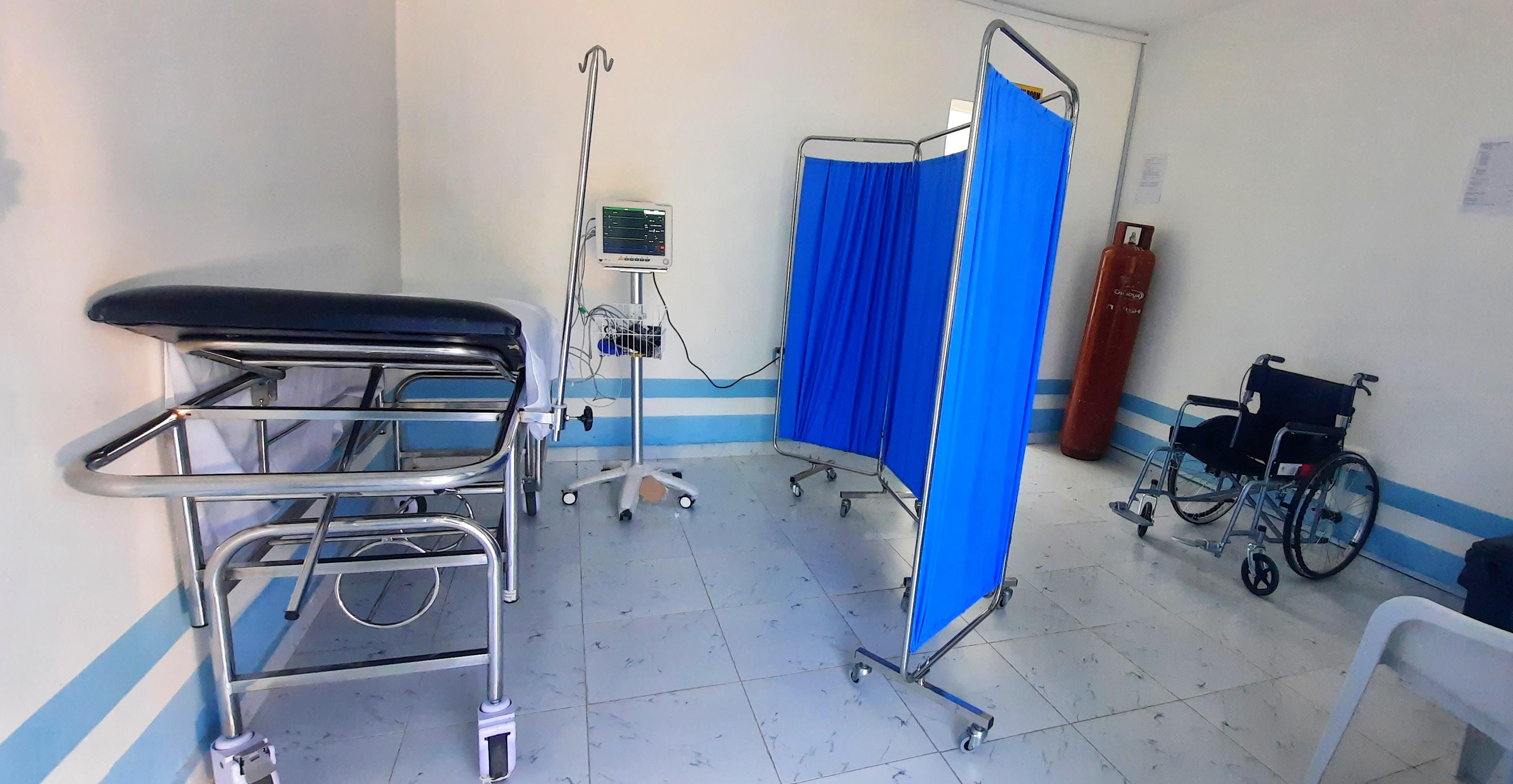Peneza Hospital, Laboratory
